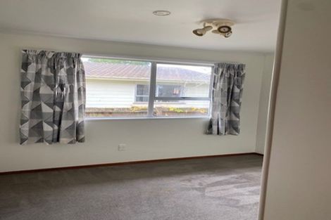 Photo of property in 2/48 Archmillen Avenue, Pakuranga Heights, Auckland, 2010