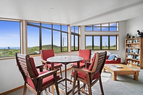 Photo of property in 570a Papamoa Beach Road, Papamoa Beach, Papamoa, 3118