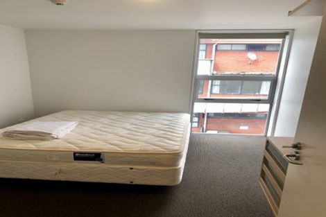 Photo of property in 4/2 Torrens Terrace, Mount Cook, Wellington, 6011