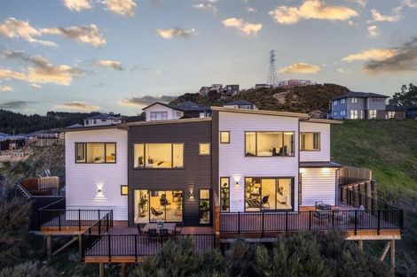 Photo of property in 172a Navigation Drive, Whitby, Porirua, 5024