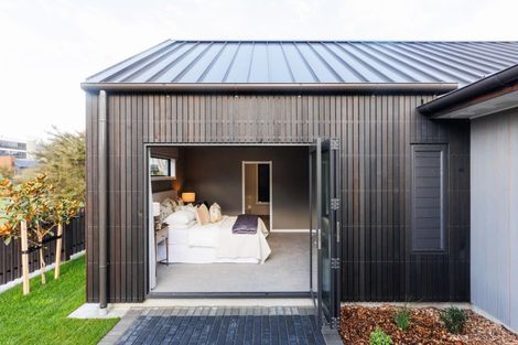 Photo of property in 1 Te Ara Lane, Hokowhitu, Palmerston North, 4410