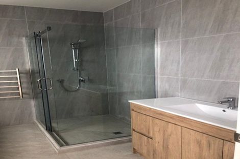 Photo of property in 20 Koroheke Road, Takanini, 2110