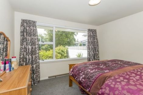 Photo of property in 28 Rosella Street, Broomfield, Christchurch, 8042
