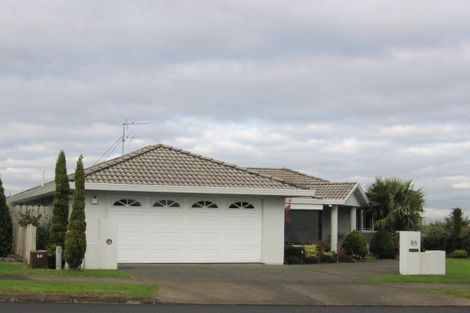 Photo of property in 86 Westerham Drive, Dannemora, Auckland, 2016