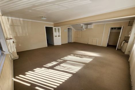 Photo of property in 27 Mirrabooka Avenue, Botany Downs, Auckland, 2010