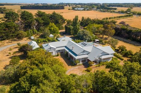 Photo of property in Raho Ruru, 2679 Martinborough Pirinoa Road, Pirinoa, Featherston, 5772