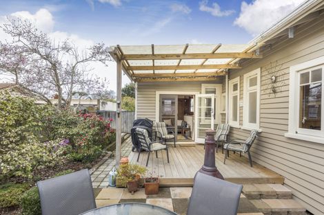 Photo of property in 155a Russell Street, Palmerston North, 4414