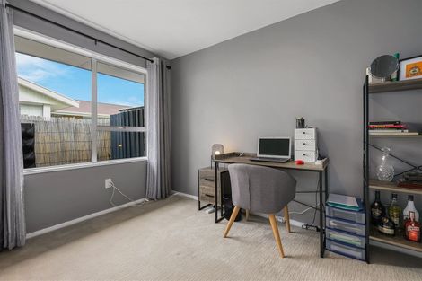 Photo of property in 2/140 Hay Street, Bromley, Christchurch, 8062