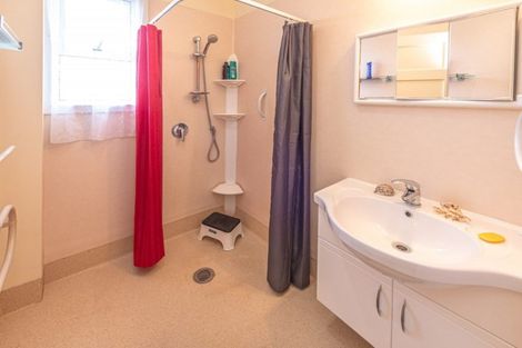 Photo of property in 92 Swiss Avenue, Gonville, Whanganui, 4501