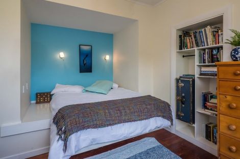 Photo of property in 175 Houghton Bay Road, Houghton Bay, Wellington, 6023