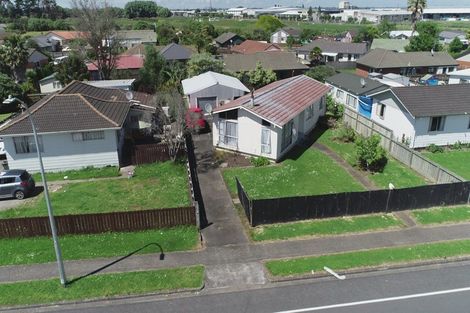 Photo of property in 107 Hyperion Drive, Randwick Park, Auckland, 2105