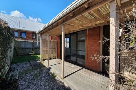 Photo of property in 2/48 Greenhurst Street, Sockburn, Christchurch, 8042