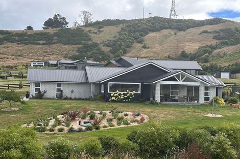 Photo of property in 12 Lochinvar Lane, Acacia Bay, Taupo, 3385