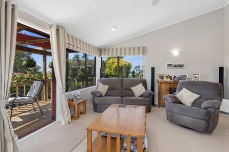 Photo of property in 22 Moorgreen Heights, Torbay, Auckland, 0630