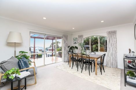 Photo of property in 6 Frank Frethey Place, Highlands Park, New Plymouth, 4312