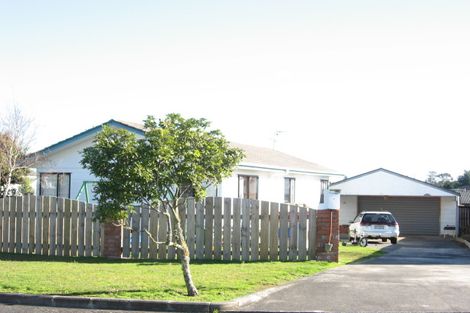 Photo of property in 6 Rhine Place, Weymouth, Auckland, 2103