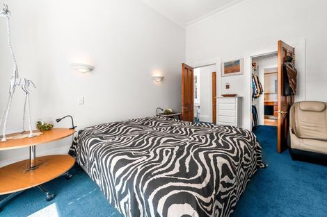 Photo of property in 2/5 King Edward Parade, Devonport, Auckland, 0624