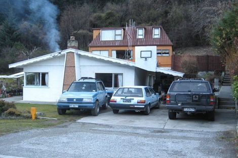 Photo of property in 125 Hallenstein Street, Queenstown, 9300