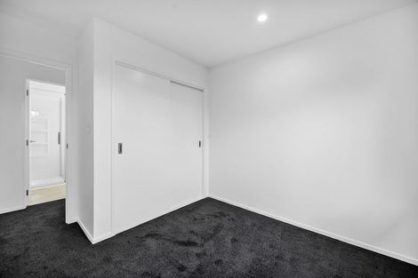 Photo of property in 120 Seaview Road, Westown, New Plymouth, 4310