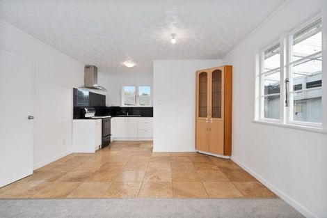 Photo of property in 2/22 Ranui Station Road, Ranui, Auckland, 0612