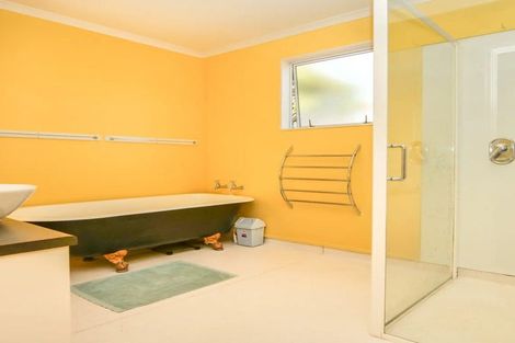 Photo of property in 112 Romilly Street, Westport, 7825