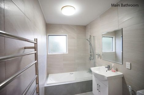 Photo of property in 11 Glenwood Avenue, Birkenhead, Auckland, 0626