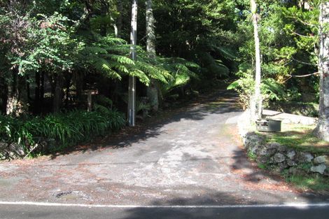Photo of property in 92 Scenic Drive, Titirangi, Auckland, 0604