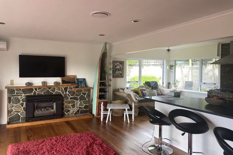 Photo of property in 7 Penrith Street, Westown, New Plymouth, 4310