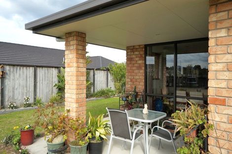 Photo of property in 16 Ocean View Rise, Ruakaka, 0116