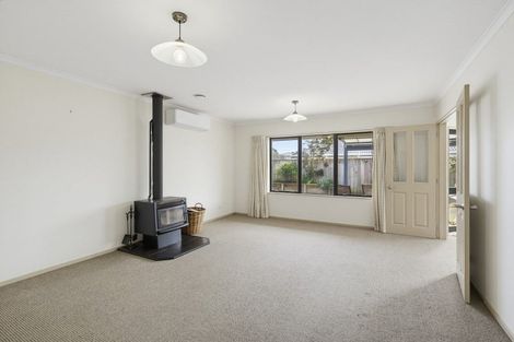 Photo of property in 3 William Noel Place, Waikanae Beach, Waikanae, 5036