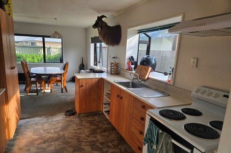 Photo of property in 1/130 Middlepark Road, Sockburn, Christchurch, 8042