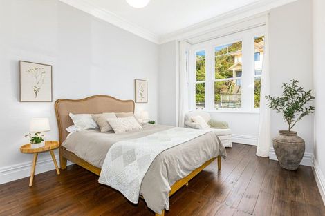 Photo of property in 2 Castlemaine Close, Karori, Wellington, 6012