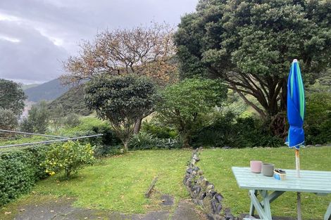 Photo of property in 8 Mira Grove, Paekakariki, 5034
