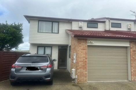 Photo of property in 27/22 Northcross Drive, Oteha, Auckland, 0632