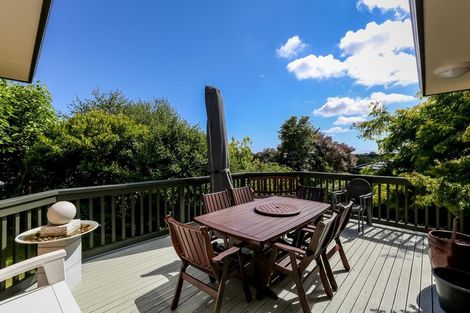 Photo of property in 5 Ashmore Drive, Frankleigh Park, New Plymouth, 4310