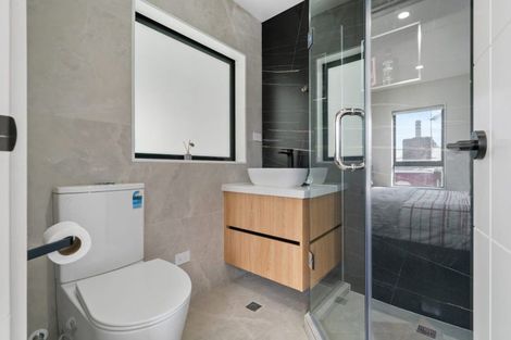 Photo of property in 15 Tomlinson Street, Hillpark, Auckland, 2102