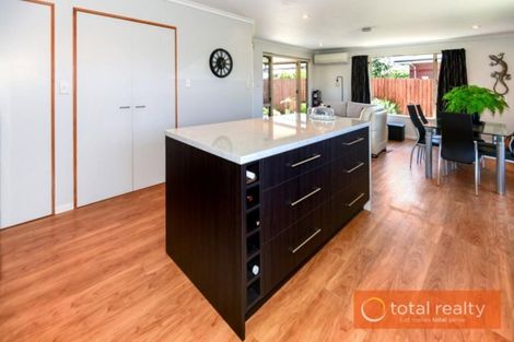Photo of property in 2 Oakridge Street, Halswell, Christchurch, 8025