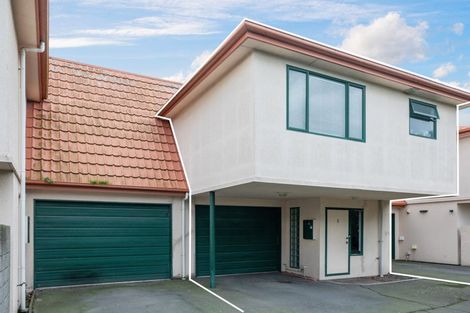 Photo of property in 68 Thackeray Place, Waltham, Christchurch, 8023