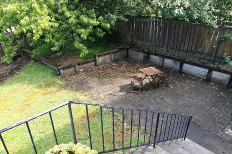 Photo of property in 2/10 Mander Place, Bucklands Beach, Auckland, 2012