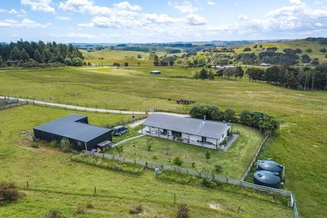 Photo of property in 237 J V Grant Road, Wellsford, 0973