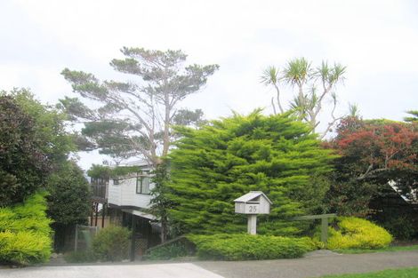 Photo of property in 25 Reese Jones Grove, Maungaraki, Lower Hutt, 5010