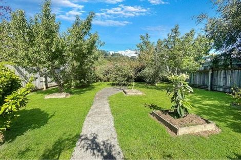 Photo of property in 32 Petherick Street, Taita, Lower Hutt, 5011