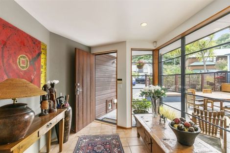 Photo of property in 71 Waikowhai Street, Ngaio, Wellington, 6035