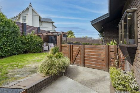 Photo of property in 3 Sealy Road, Bluff Hill, Napier, 4110