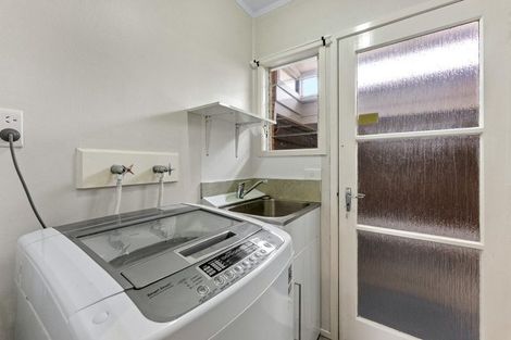 Photo of property in 1/4 Waterloo Road, Milford, Auckland, 0620