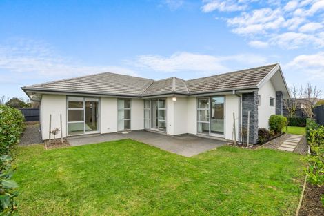 Photo of property in 19 Maka Lane, Halswell, Christchurch, 8025