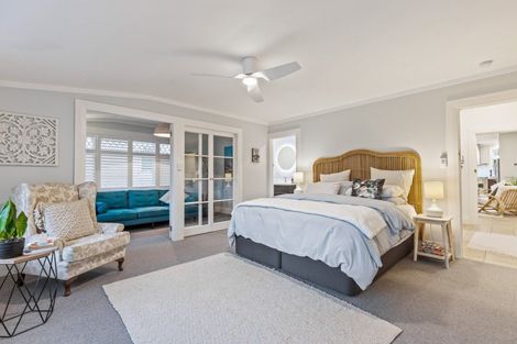 Photo of property in 102 Matua Road, Huapai, Kumeu, 0810