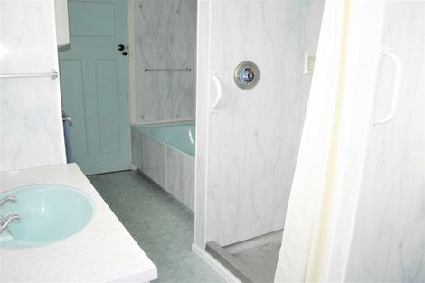 Photo of property in 77-79 Newcastle Street, Hampden, 9410