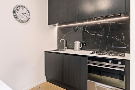 Photo of property in 33 Casterway Crescent, Jacks Point, 9371