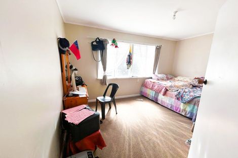 Photo of property in 52 Hutchinson Avenue, New Lynn, Auckland, 0600